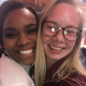 Meet your Posher, Hannah